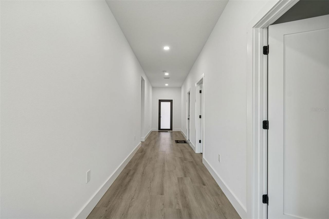 5220 73rd Avenue N, Pinellas Park, FL 33781 Photo