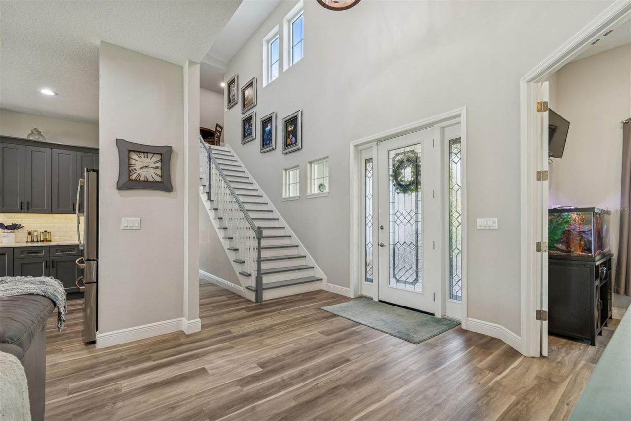 1516 Grandview Drive, Tarpon Springs, FL 34689 Photo