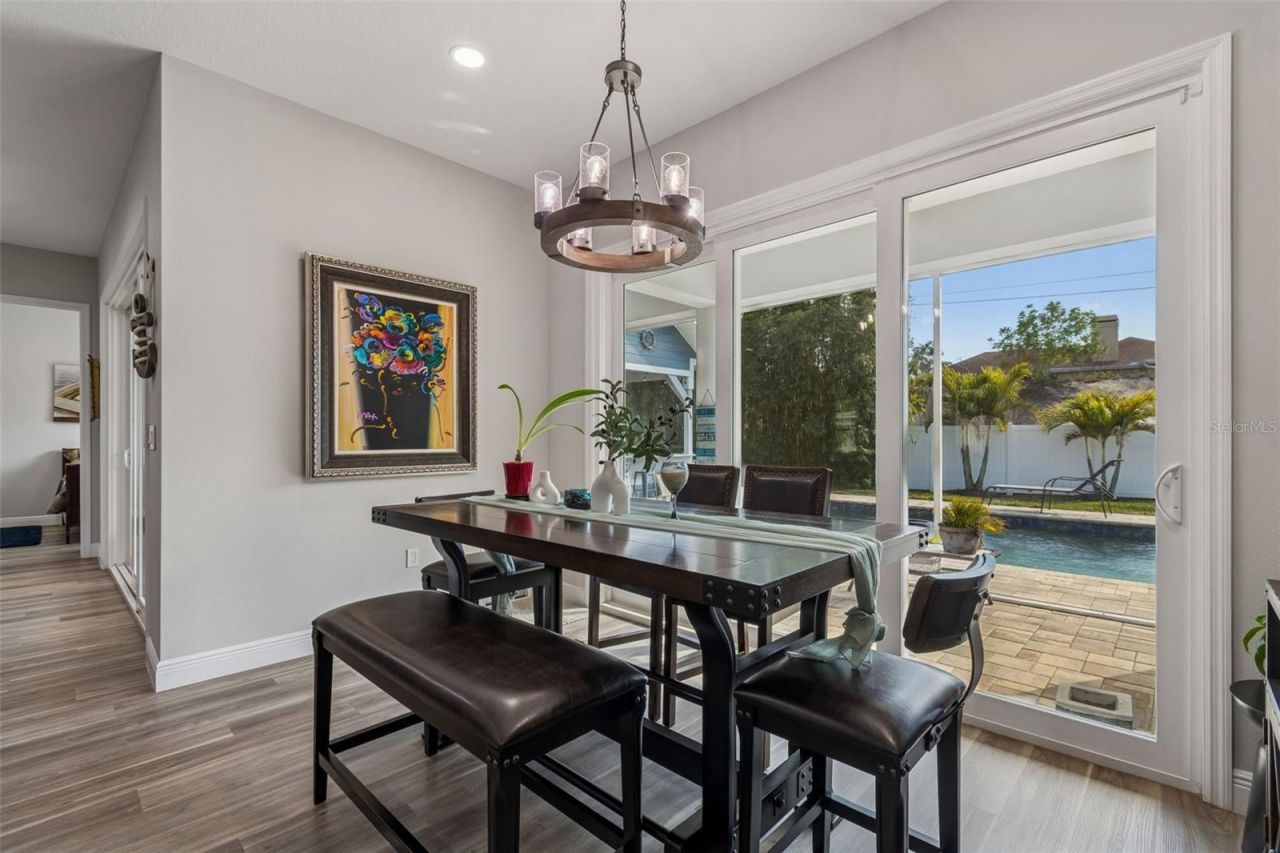 1516 Grandview Drive, Tarpon Springs, FL 34689 Photo