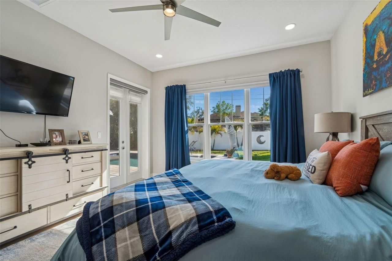 1516 Grandview Drive, Tarpon Springs, FL 34689 Photo