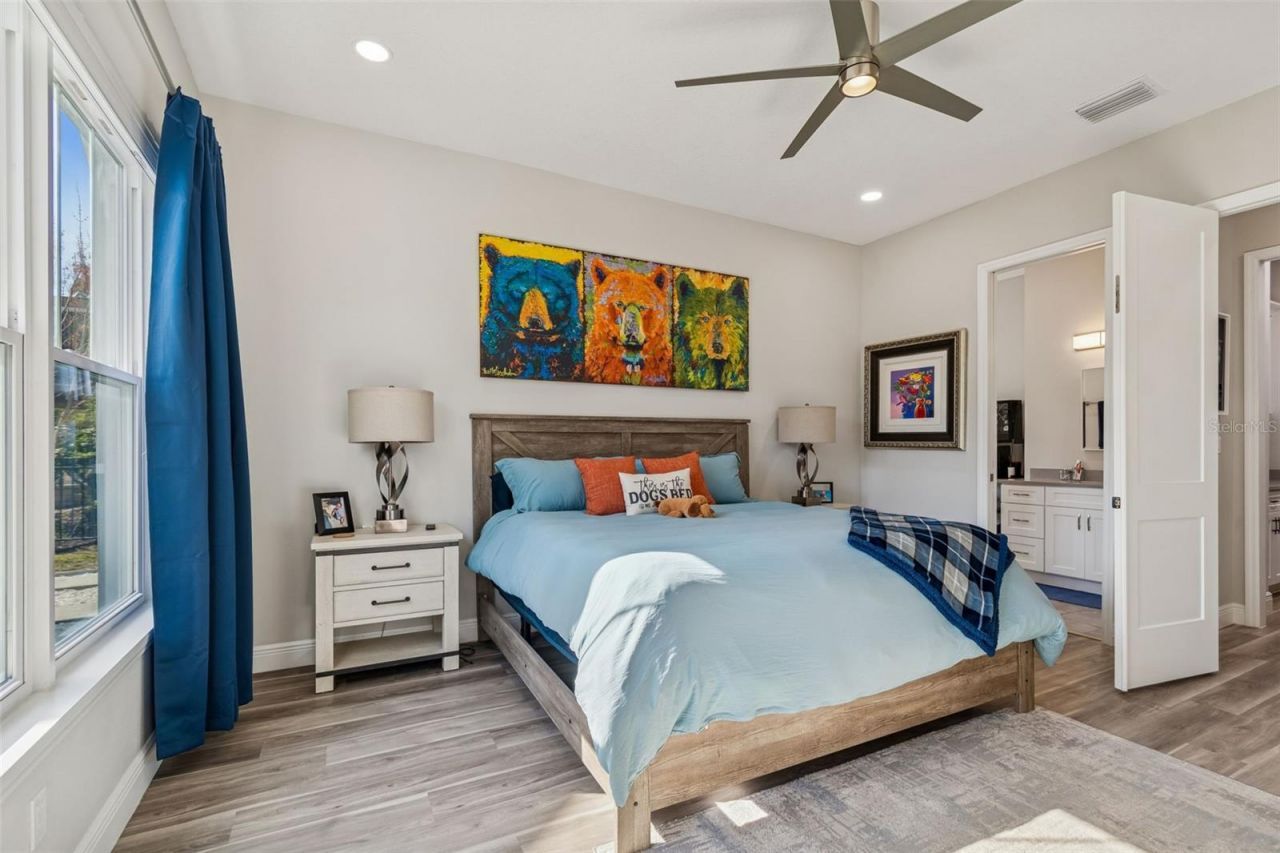 1516 Grandview Drive, Tarpon Springs, FL 34689 Photo