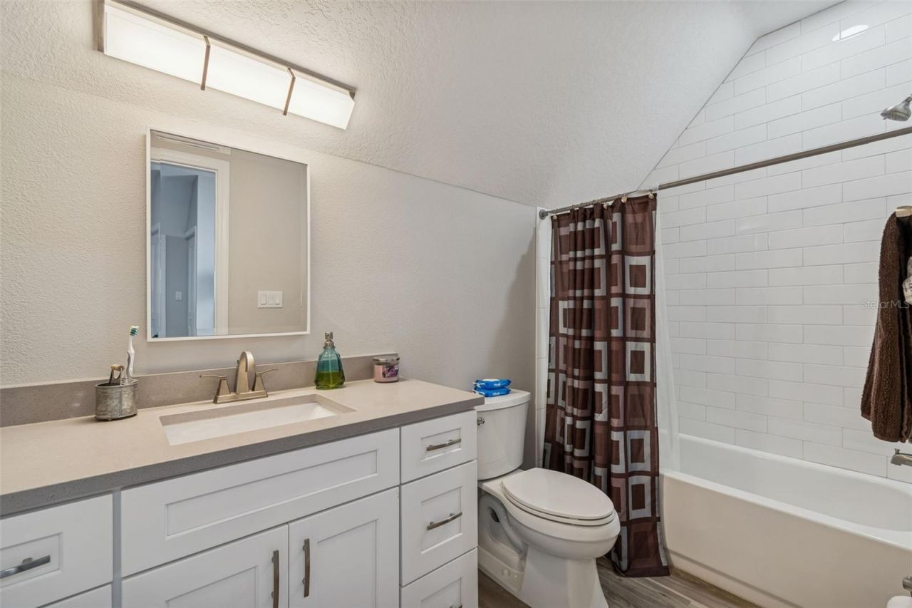 1516 Grandview Drive, Tarpon Springs, FL 34689 Photo