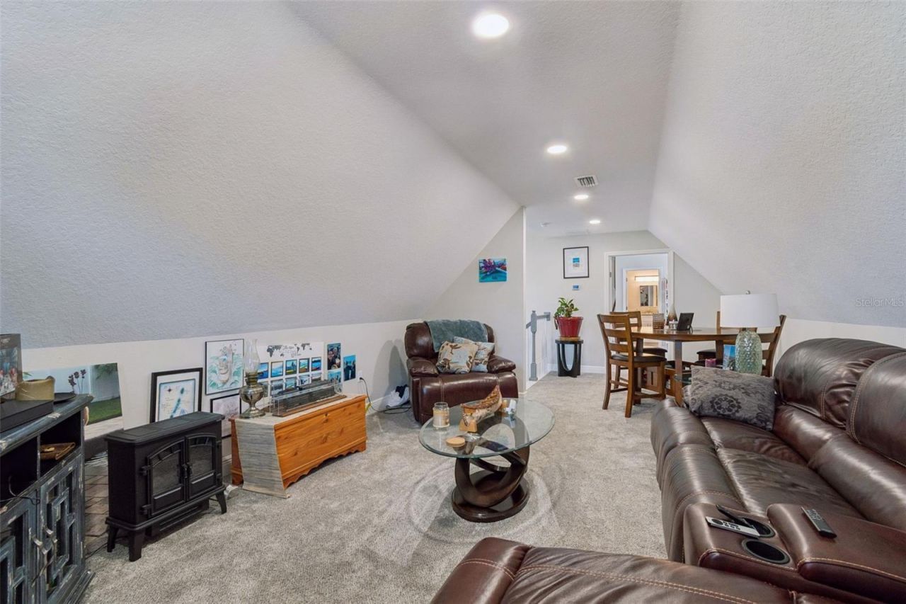 1516 Grandview Drive, Tarpon Springs, FL 34689 Photo