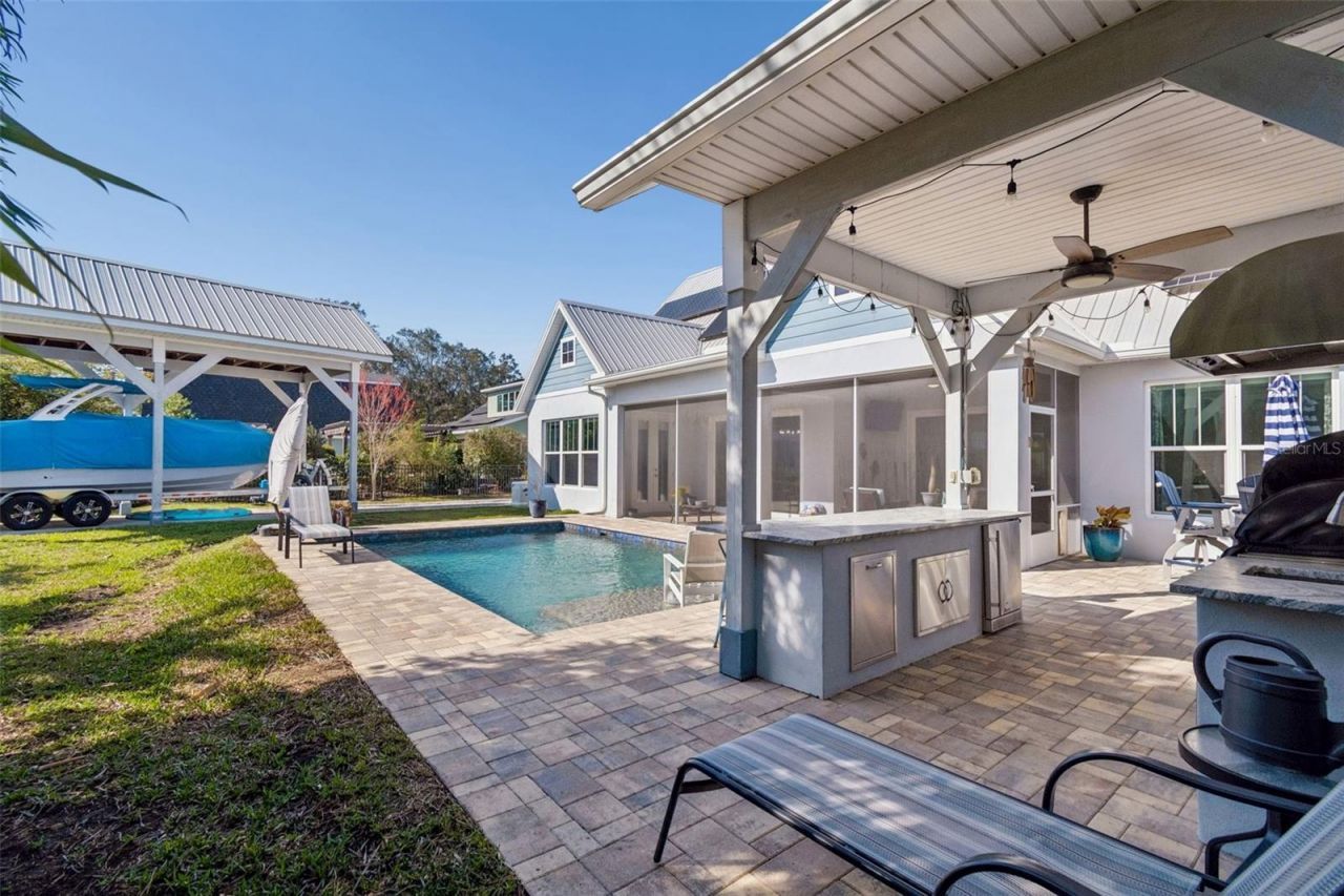 1516 Grandview Drive, Tarpon Springs, FL 34689 Photo