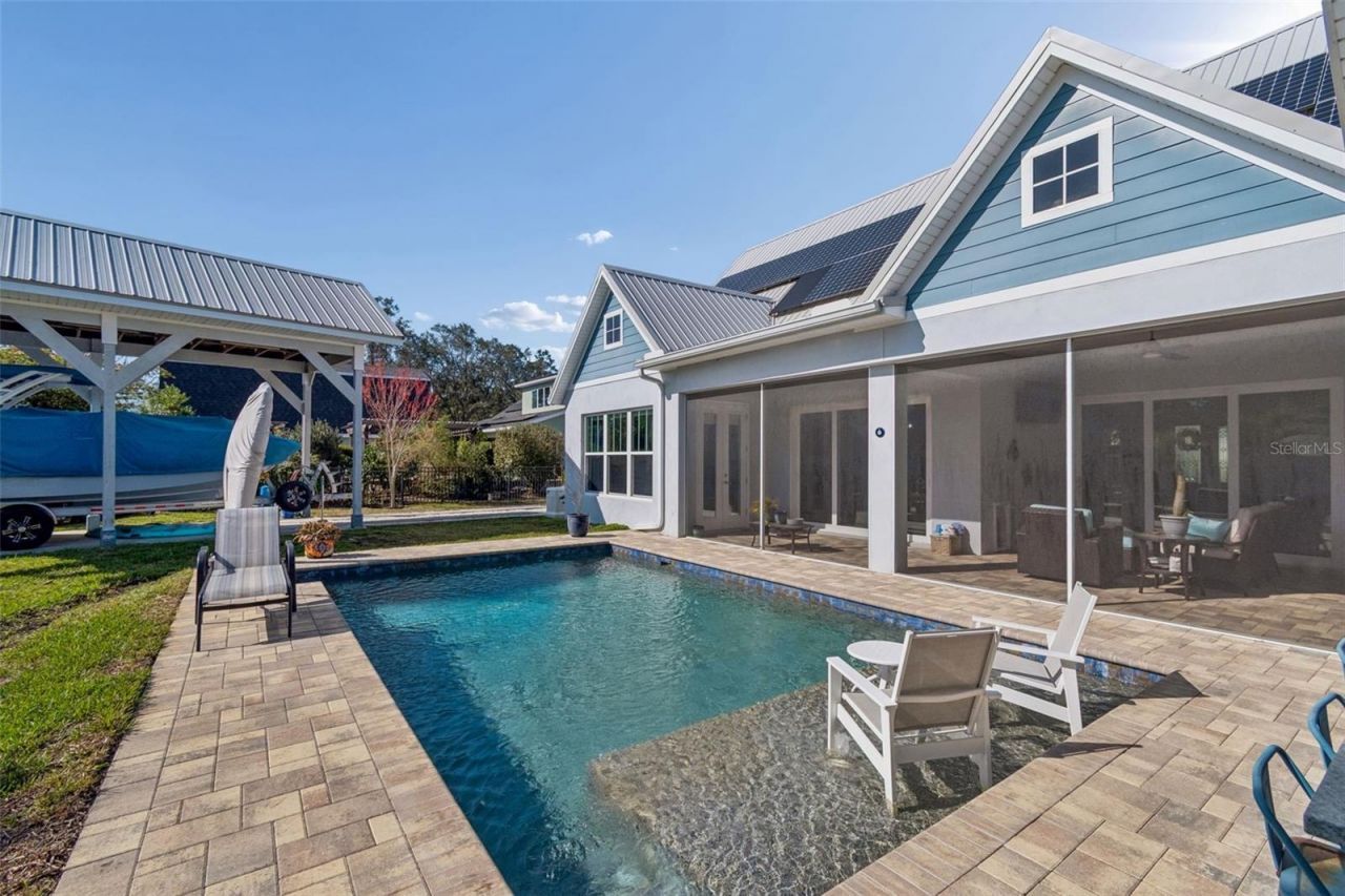 1516 Grandview Drive, Tarpon Springs, FL 34689 Photo