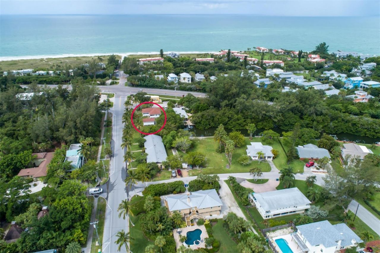 Broadway, Longboat Key, FL 34228 Photo