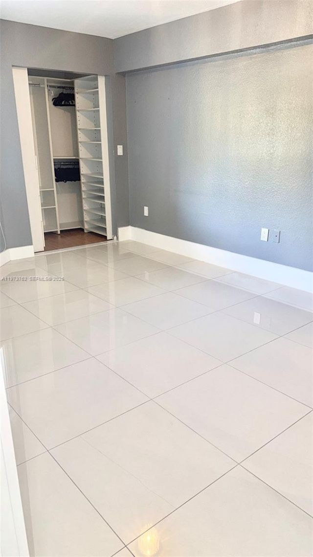 637 SW 3rd St , Unit 304, Miami, FL 33130 Photo