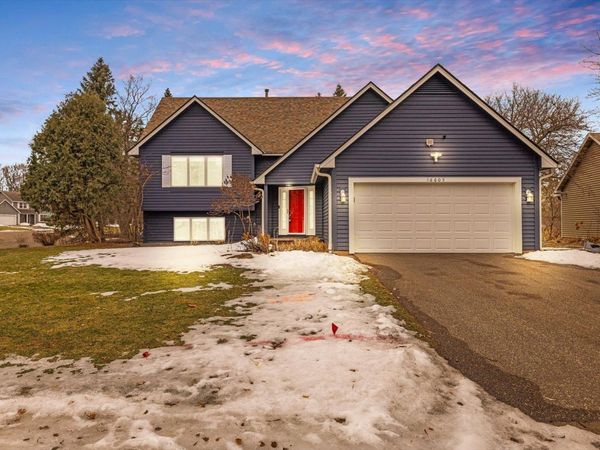 16605 21st Avenue N, Plymouth, MN 55447