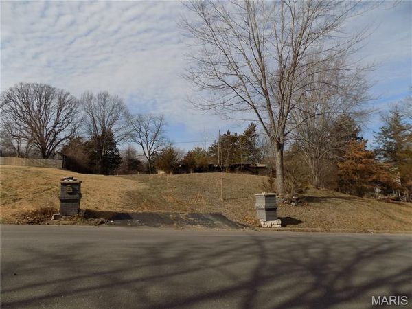 1102 Sycamore Drive , Rolla, MO 65401