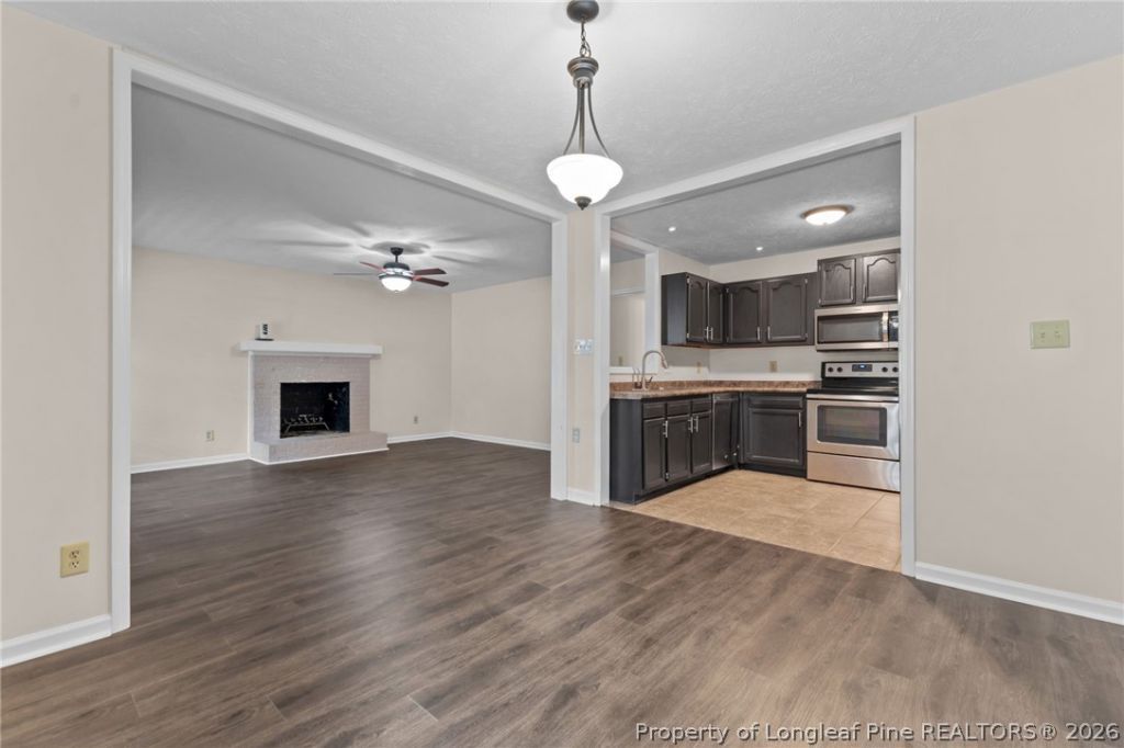 1978 Christopher Way, Fayetteville, NC 28303 Main Photo