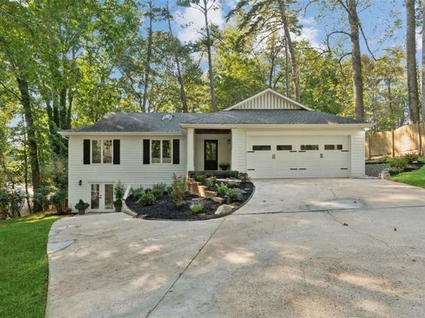 7790 Chestnut Hill Road , Cumming, GA 30041