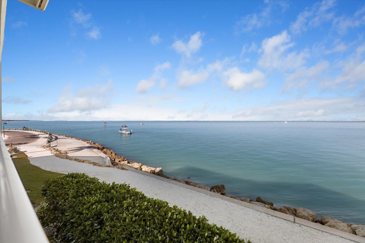 1253 S Seas Plantation Rd, Unit 1253, Captiva, FL 33924 Photo