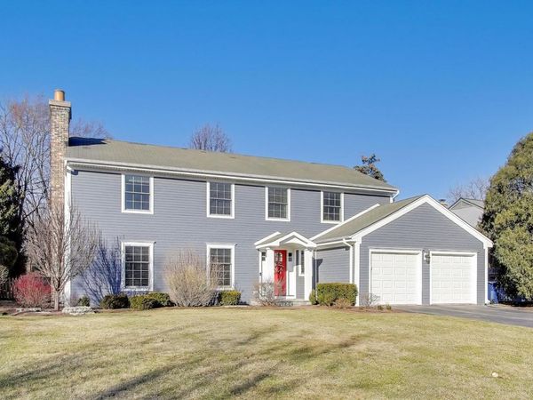 2506 Peachtree Lane, Northbrook, IL 60062