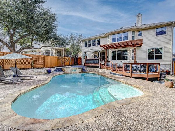 208 Kettleman LN N, Austin, TX 78717