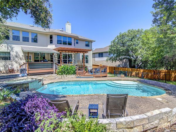 208 Kettleman LN N, Austin, TX 78717