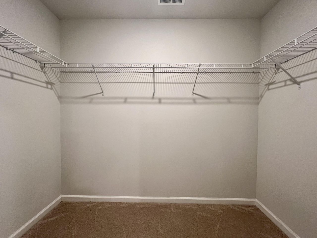 109 Rosefield Court Photo 15