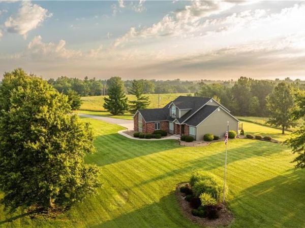 408 NW 110th Street, Spickard, MO 64679