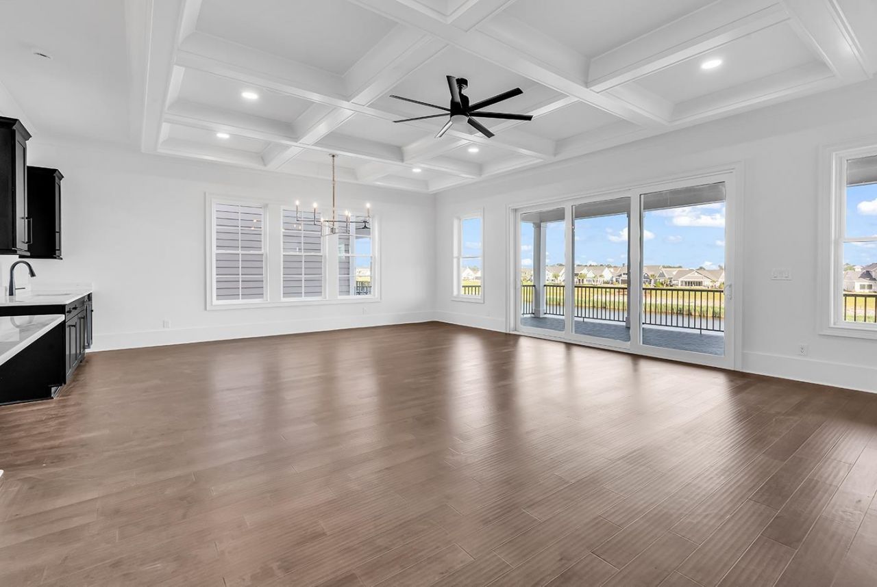 5720 Springs Ave.  Photo 9