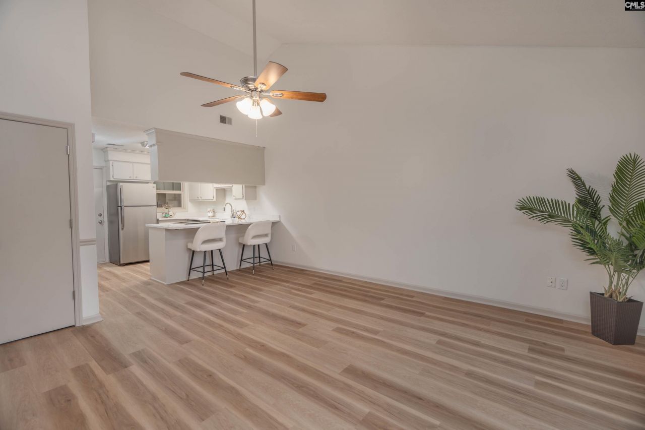 42 Boardwalk Lane  Photo 5