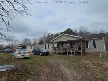 11857 Sandhill Road, Point Pleasant, WV 25550