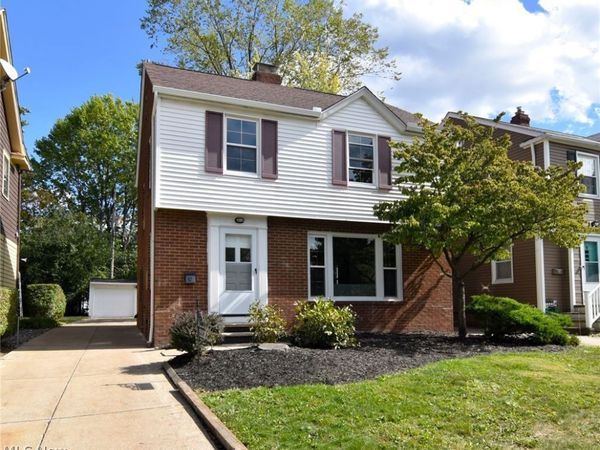 2203 Brockway Road, University Heights, OH 44118