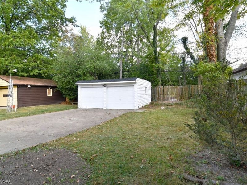 2203 Brockway Road, University Heights, OH 44118 Photo 38