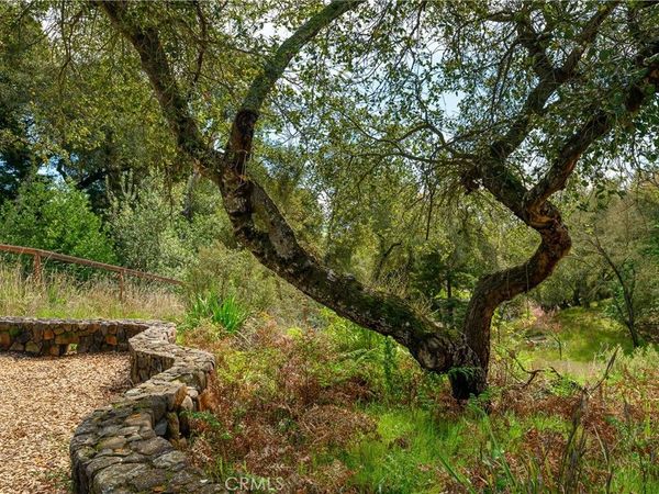 5275 Wikiup Court, Santa Rosa, CA 95403