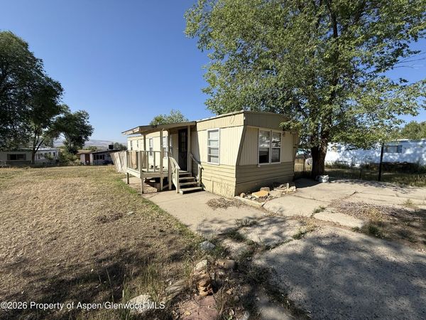 2210 Crockett Drive, Craig, CO 81625