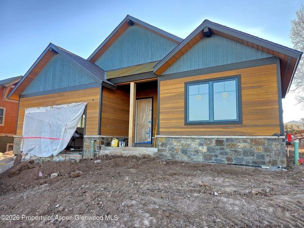 837 Ute Circle, New Castle, CO 81647