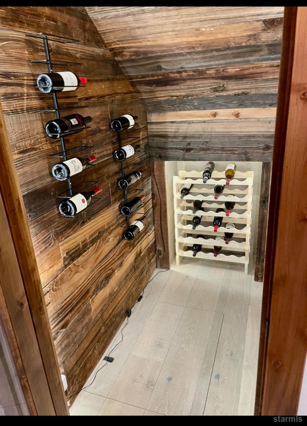 1125 Dedi Avenue, South Lake Tahoe, CA 96150 Photo