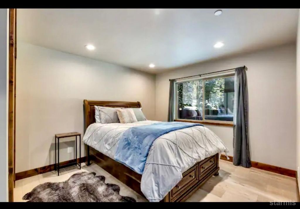 1125 Dedi Avenue, South Lake Tahoe, CA 96150 Photo