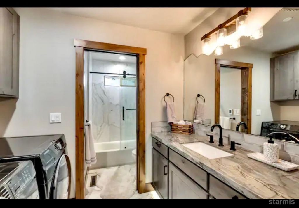 1125 Dedi Avenue, South Lake Tahoe, CA 96150 Photo