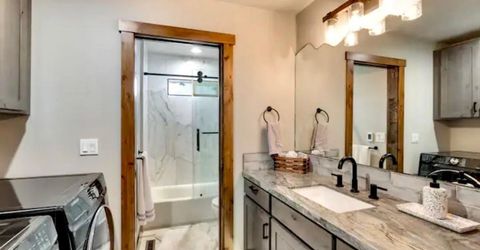 1125 Dedi Avenue, South Lake Tahoe, CA 96150 Photo