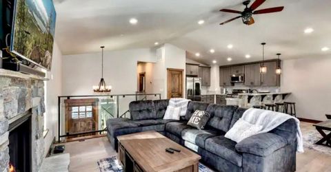 1125 Dedi Avenue, South Lake Tahoe, CA 96150 Photo