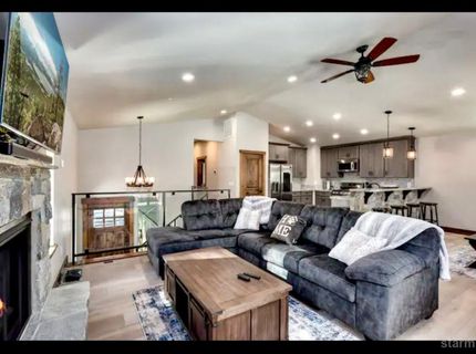 1125 Dedi Avenue, South Lake Tahoe, CA 96150 Photo