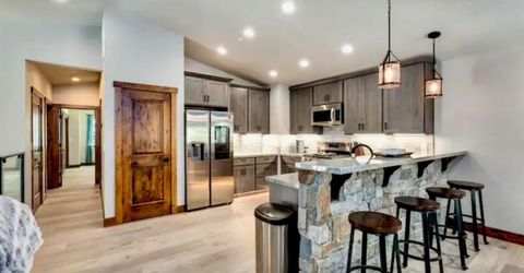 1125 Dedi Avenue, South Lake Tahoe, CA 96150 Photo