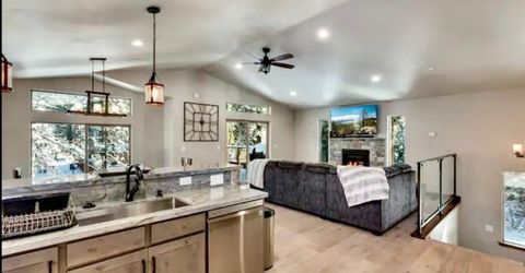 1125 Dedi Avenue, South Lake Tahoe, CA 96150 Photo