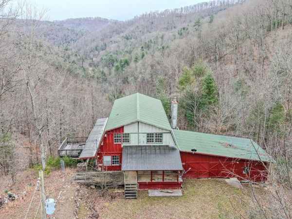 878 Little Berry Way, Del Rio, TN 37727