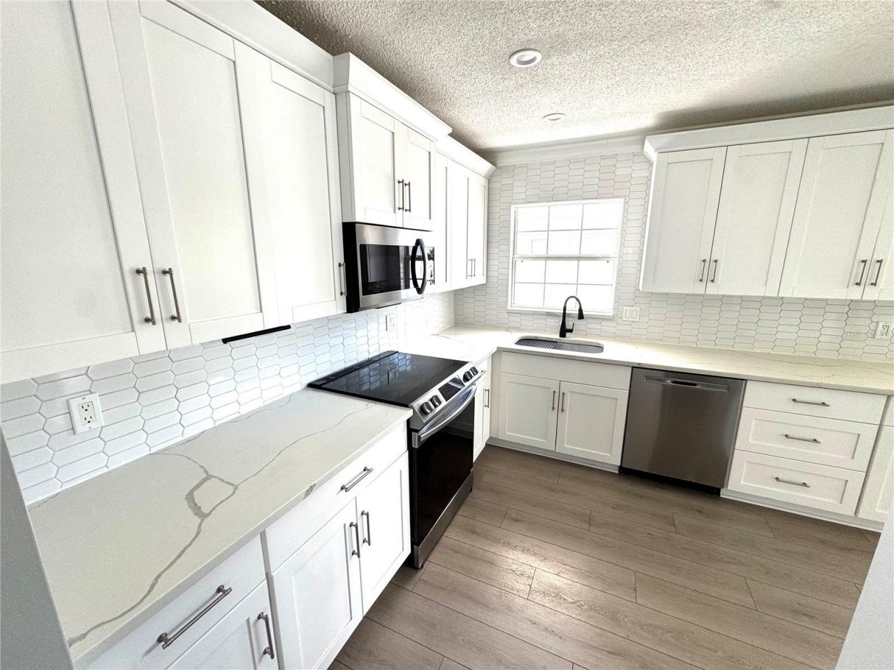 4518 Helena Street Ne, Saint Petersburg, FL 33703 Photo