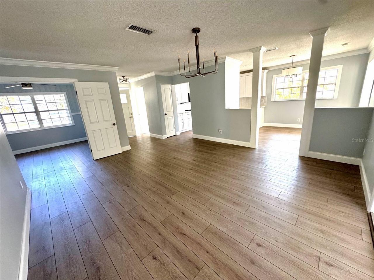 4518 Helena Street Ne, Saint Petersburg, FL 33703 Photo