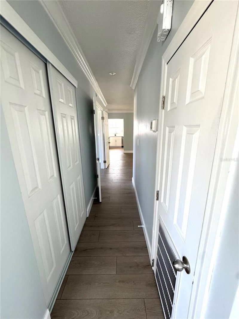 4518 Helena Street Ne, Saint Petersburg, FL 33703 Photo