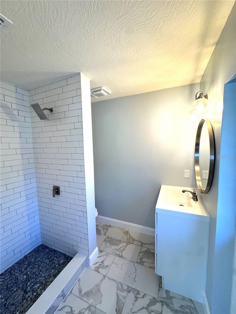 4518 Helena Street Ne, Saint Petersburg, FL 33703 Photo