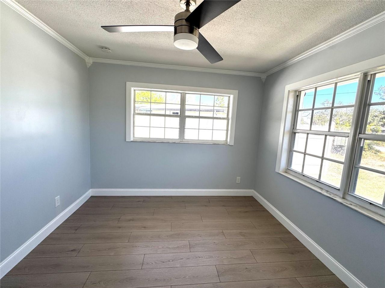 4518 Helena Street Ne, Saint Petersburg, FL 33703 Photo