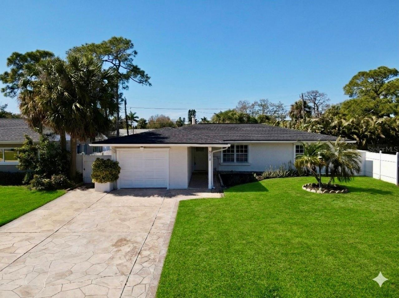 4518 Helena Street Ne, Saint Petersburg, FL 33703 Photo