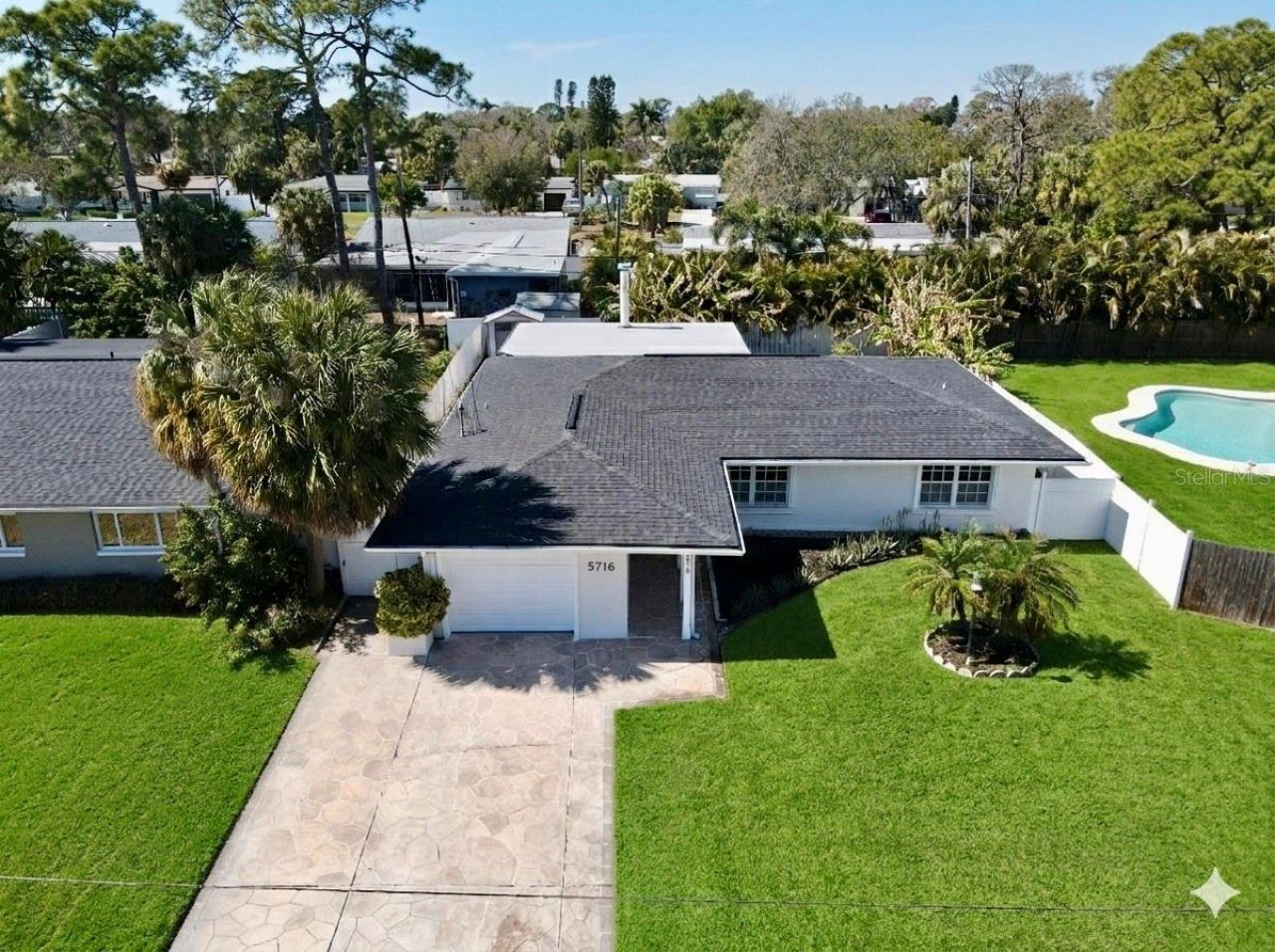 4518 Helena Street Ne, Saint Petersburg, FL 33703 Photo