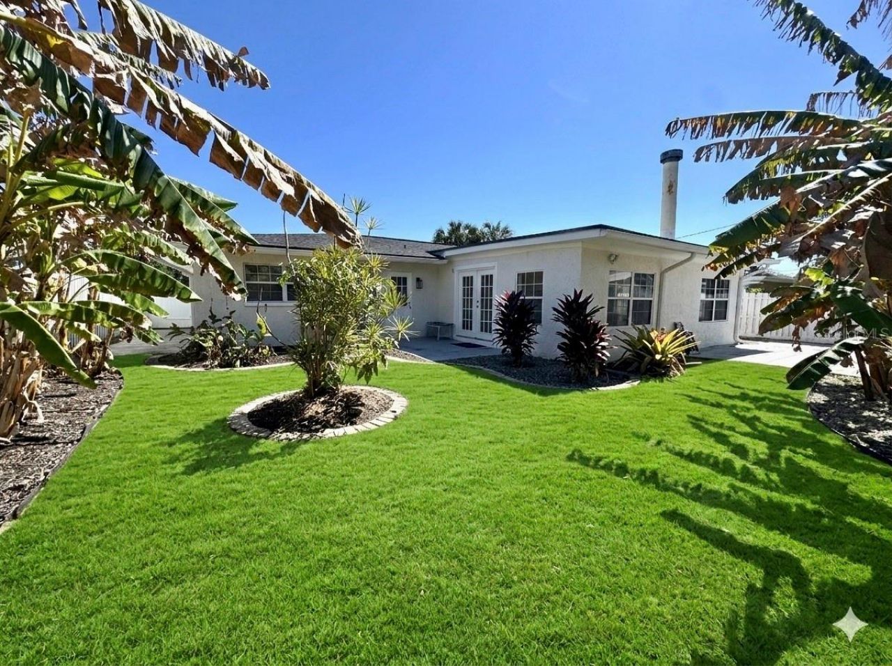 4518 Helena Street Ne, Saint Petersburg, FL 33703 Photo