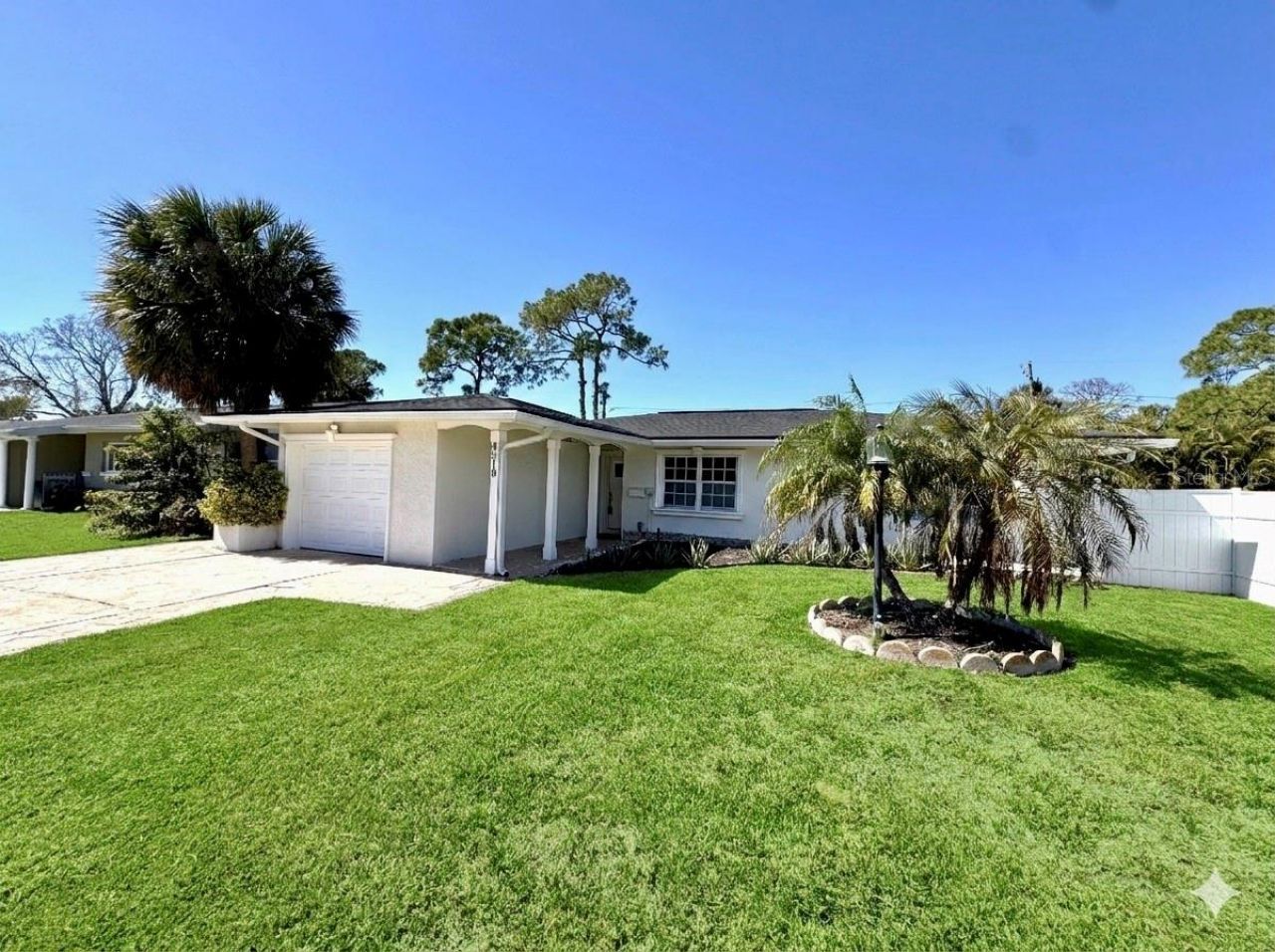 4518 Helena Street Ne, Saint Petersburg, FL 33703 Photo