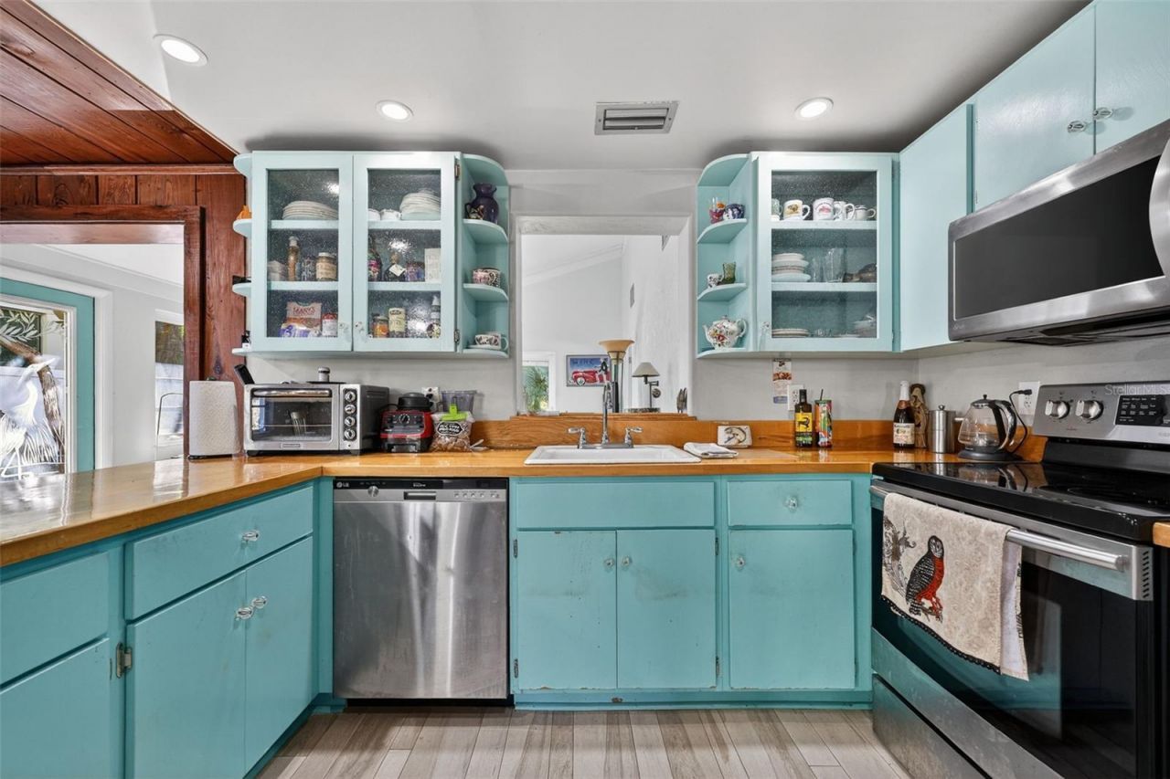 2612 Mulberry Terrace , Sarasota, FL 34239 Photo