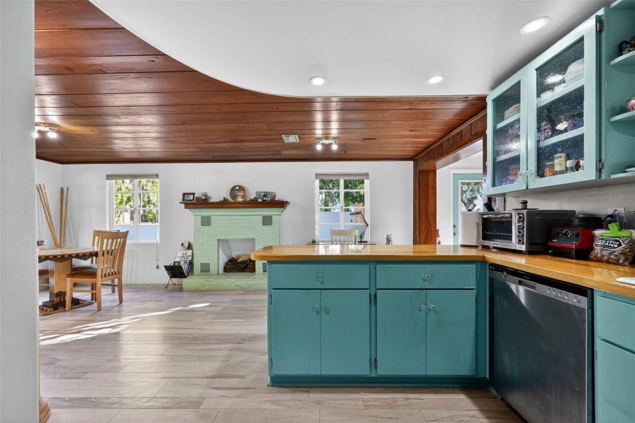 2612 Mulberry Terrace , Sarasota, FL 34239 Photo