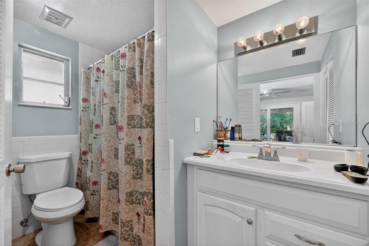 2612 Mulberry Terrace , Sarasota, FL 34239 Photo